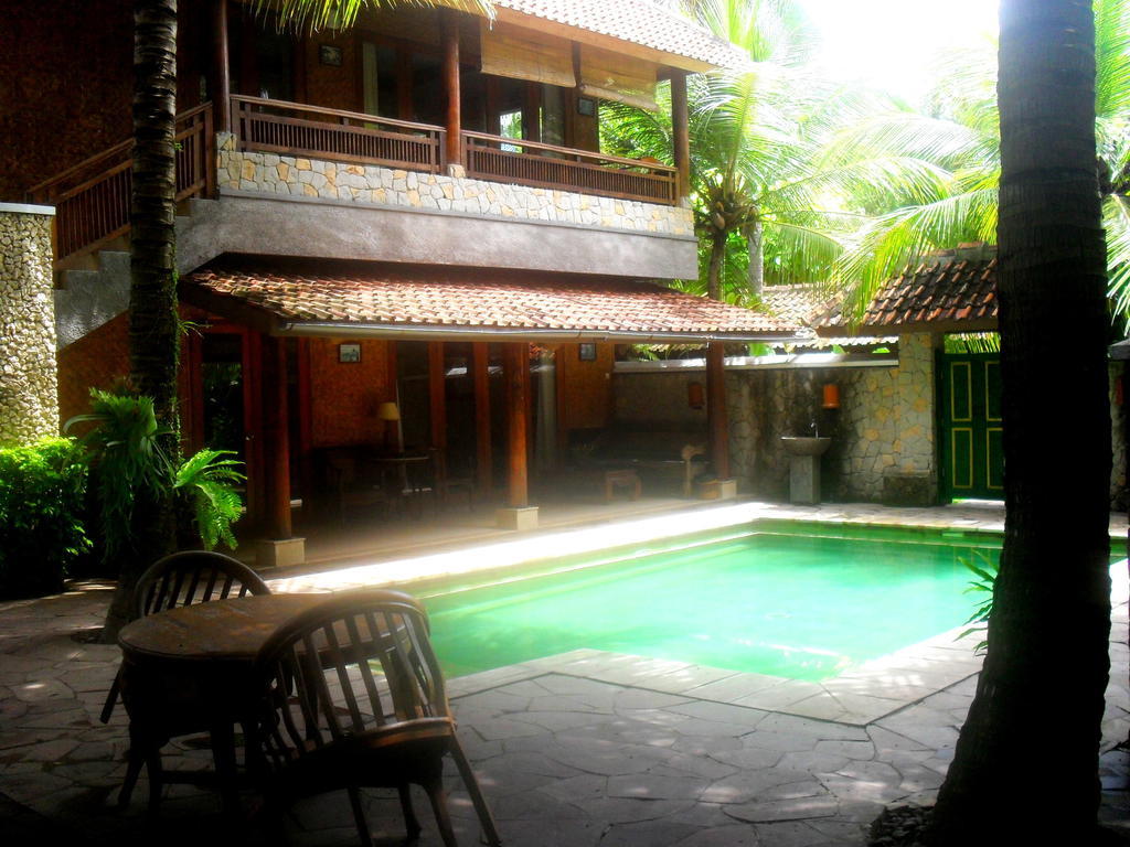 Sunrise Hotel Beach Pangandaran Zimmer foto